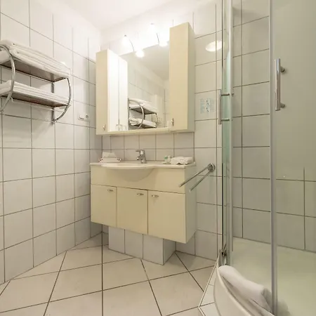 酒店 Boardinghouse Burgpark