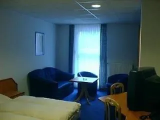 Boardinghouse Burgpark Hotel 2*
