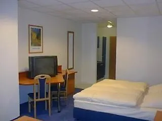 Boardinghouse Burgpark הירט