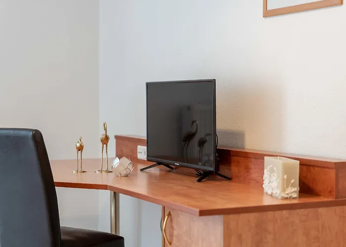 Boardinghouse Burgpark 2*