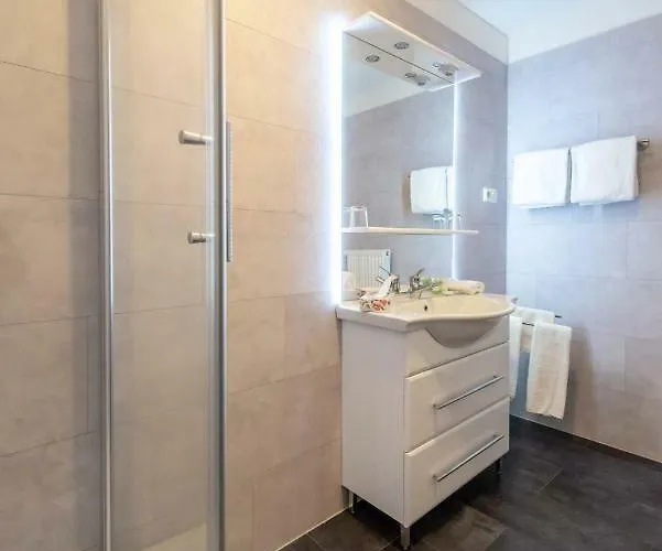 Boardinghouse Burgpark Hotel