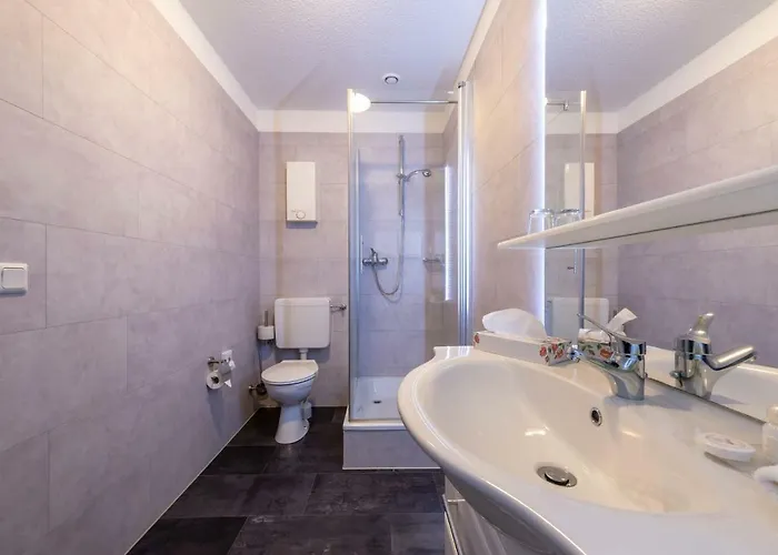 Boardinghouse Burgpark Hotel Huerth