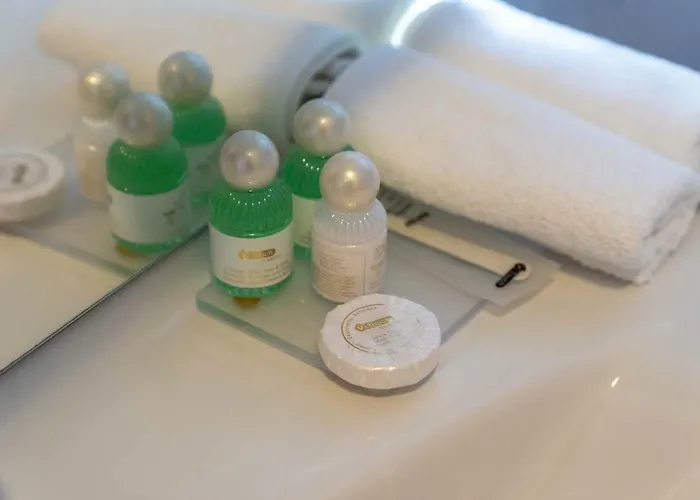 호텔 Boardinghouse Burgpark Hürth